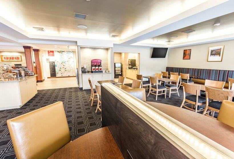 Towneplace Suites By Marriott Gilford