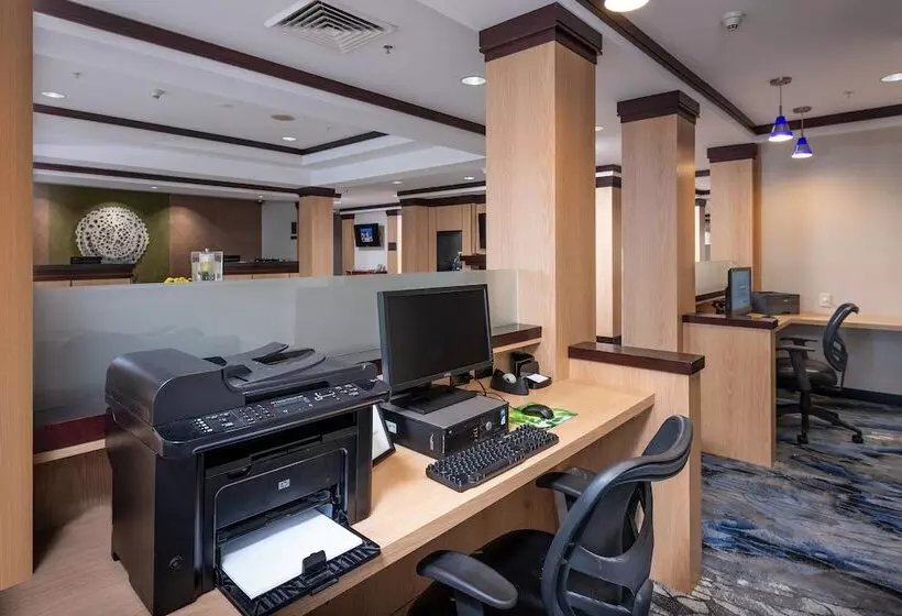 Fairfield Inn And Suites By Marriott New Bedford