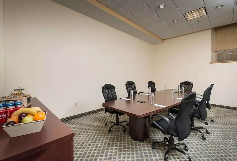 Fairfield Inn And Suites By Marriott New Bedford