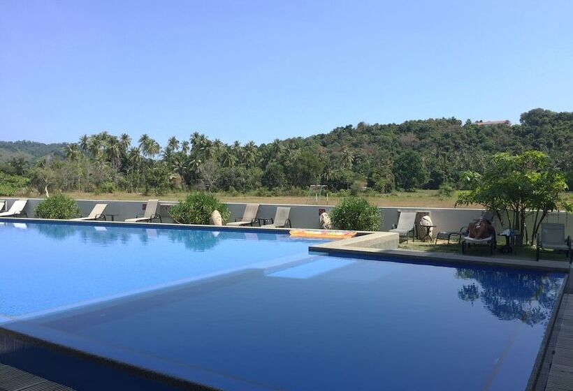 Favehotel Cenang Beach Langkawi