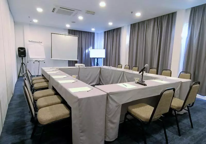 Favehotel Cenang Beach Langkawi