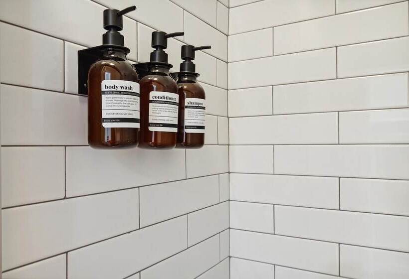 酒店 Bay Inn Of Petoskey