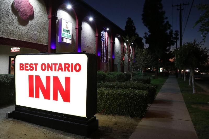 ホテル Best Ontario Inn
