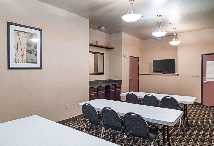 فندق Comfort Inn I20 Midland Stanton