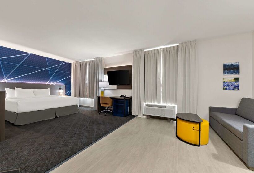 فندق Comfort Suites