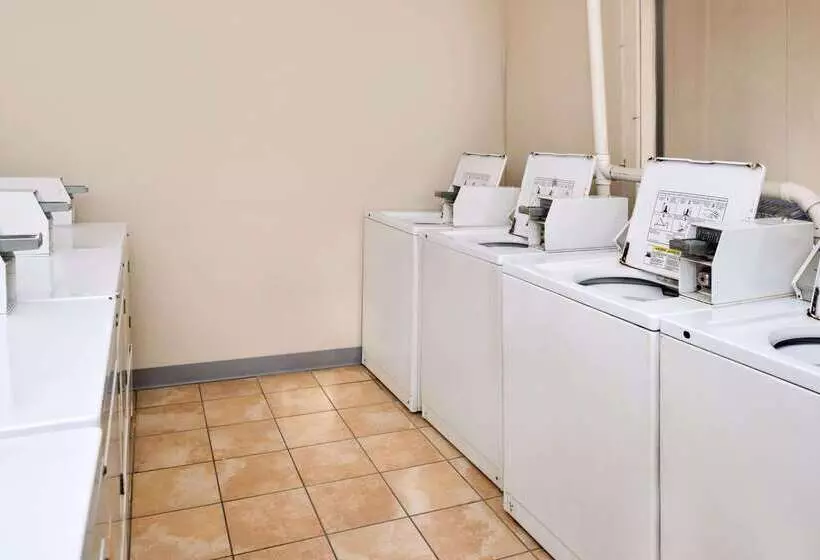 Otel Econo Lodge Inn & Suites Port Arthur Near Sabine Pass