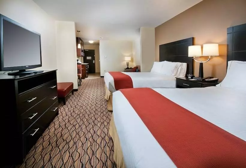 Holiday Inn Express Hotel And Suites Pearsall, An Ihg