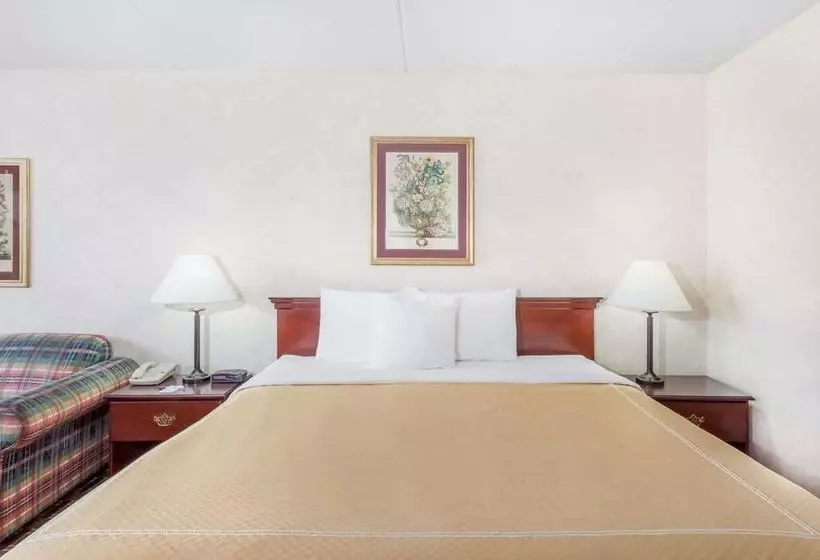 Hotelli Knights Inn Greeneville
