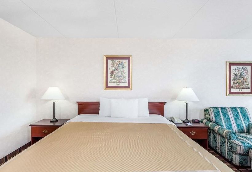 Отель Knights Inn Greeneville