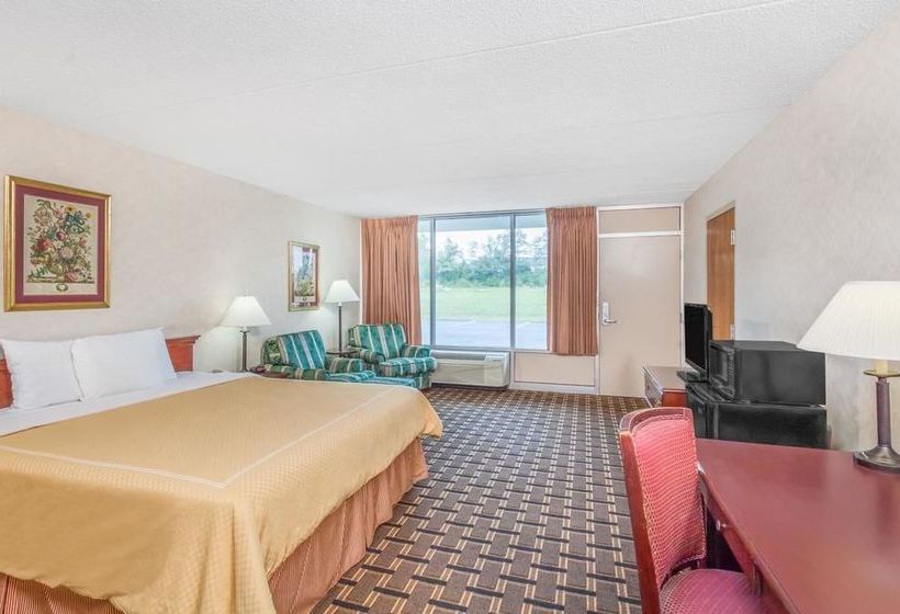 Отель Knights Inn Greeneville