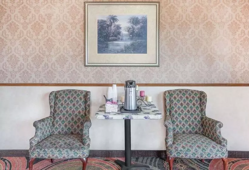 Hotelli Knights Inn Greeneville