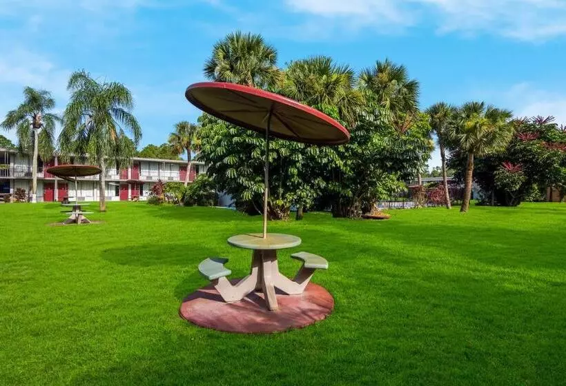 ホテル Red Roof Inn Vero Beach   I 95