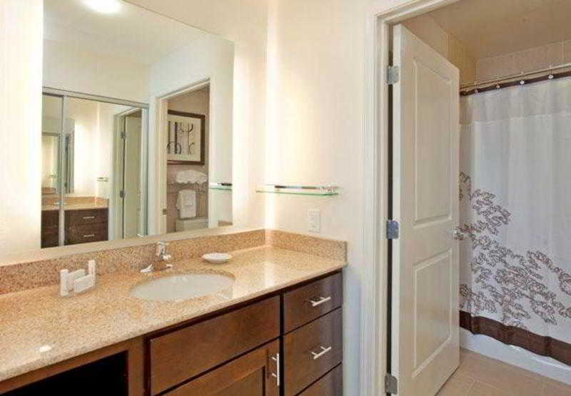 فندق Residence Inn By Marriott Houston I 10 West/park Row