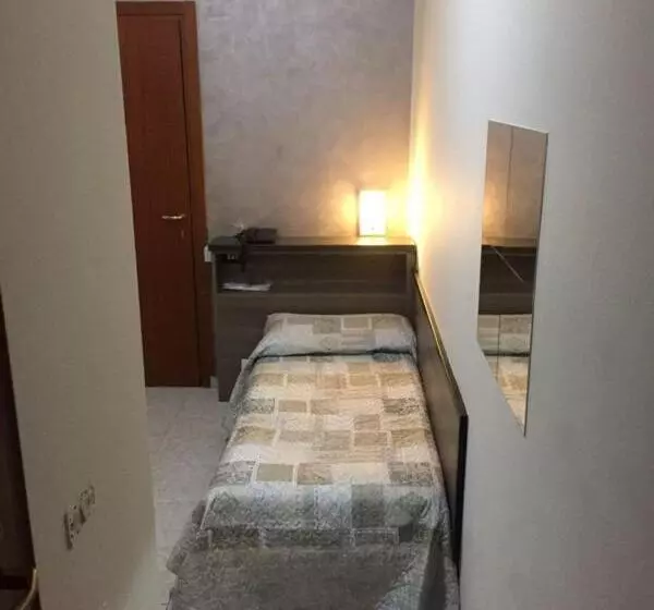 Hotel Salus