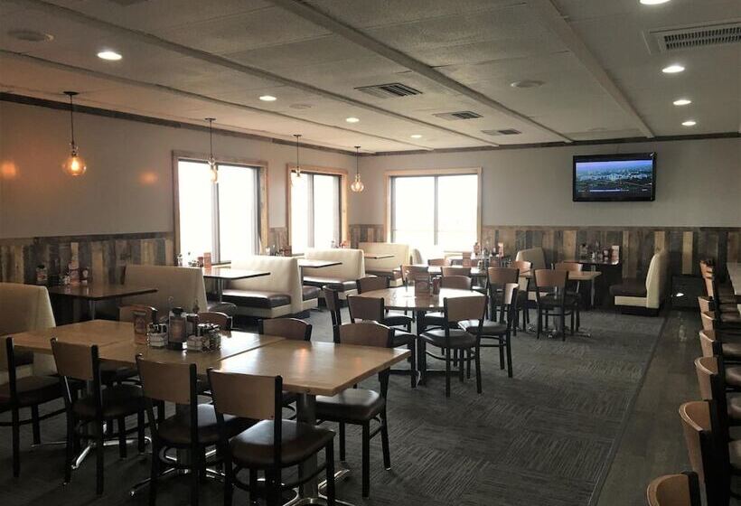 בית מלון כפרי Sunlac Inn Lakota