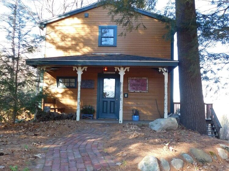 酒店 The Common Man Inn & Spa