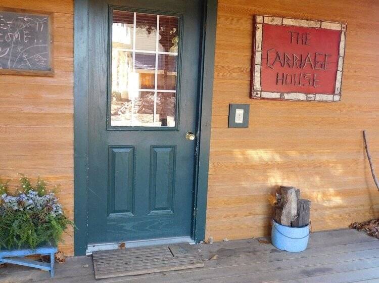 酒店 The Common Man Inn & Spa