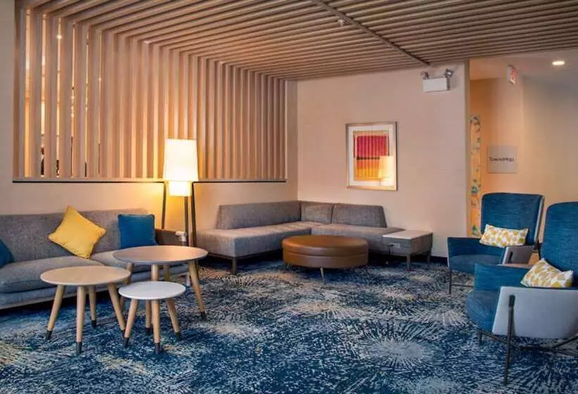 Отель Towneplace Suites By Marriott Frederick