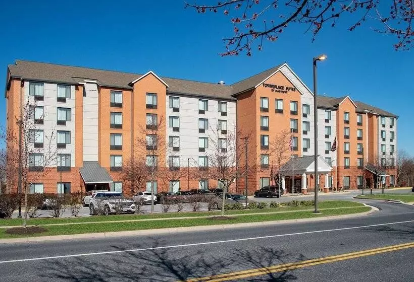 Отель Towneplace Suites By Marriott Frederick