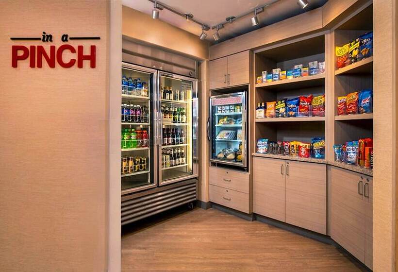 Отель Towneplace Suites By Marriott Frederick