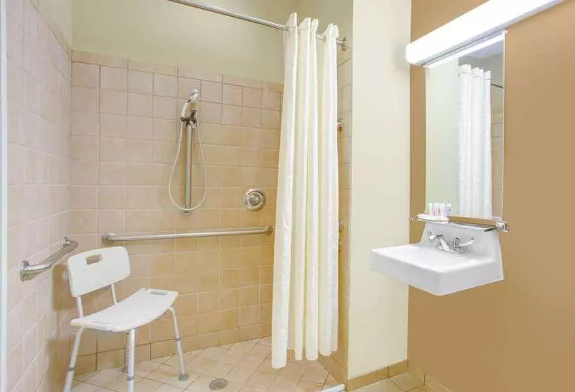 Microtel Inn & Suites By Wyndham Harrisonburg