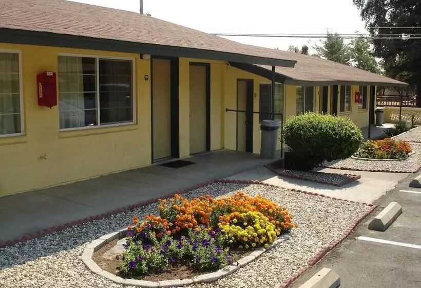 汽车旅馆 Lakeview Inn Lucerne