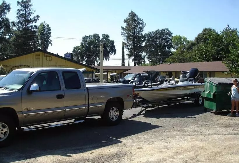 汽车旅馆 Lakeview Inn Lucerne