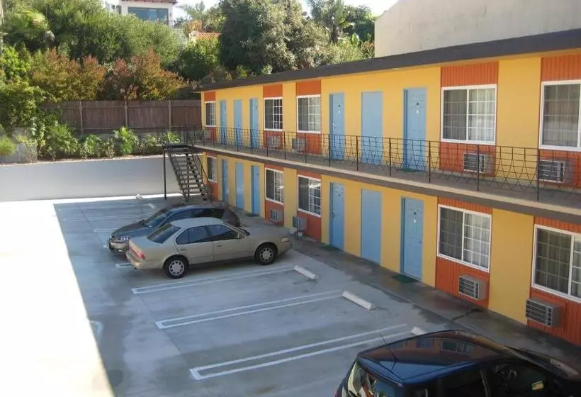 Мотель Pacific Coast Inn