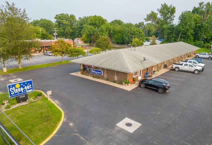 מוטל Sleep Ees Inn, Saginaw & Shields