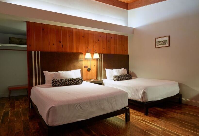 فندق على الطريق Timbers Inn