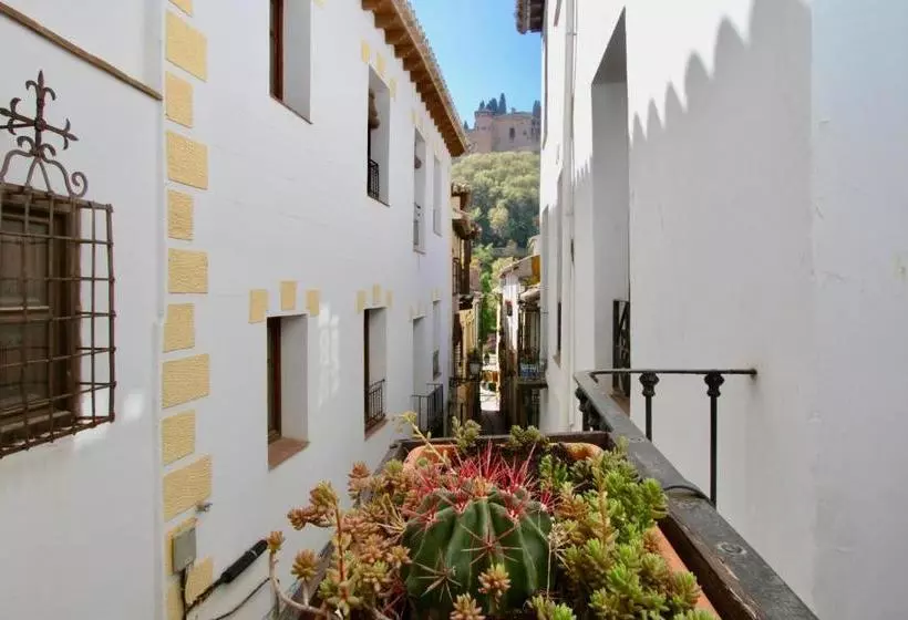 Apartamentos Inside Paseo De Los Tristes