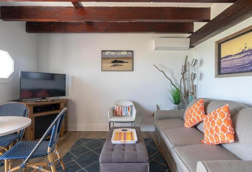 Beachcomber Resort At Montauk