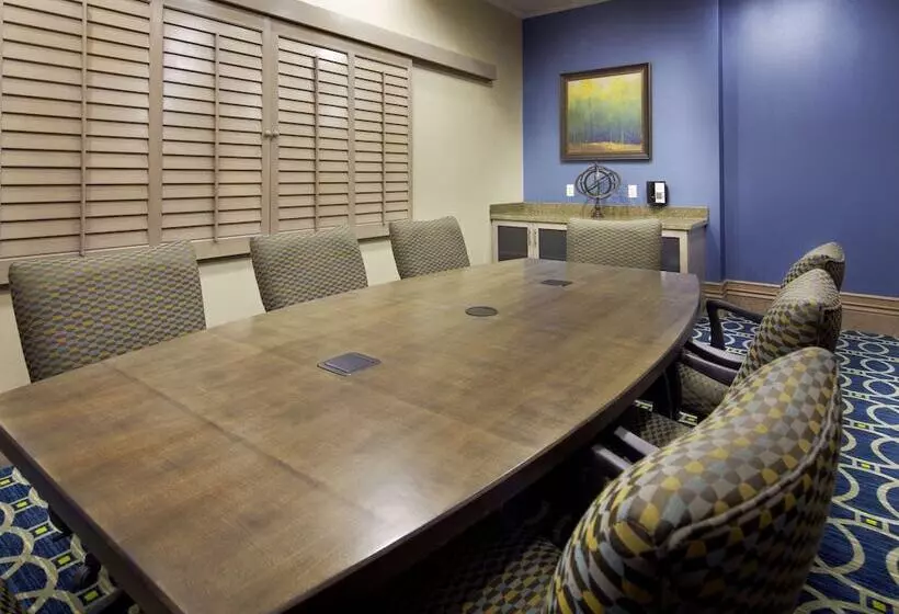 Отель Hilton Garden Inn Texarkana