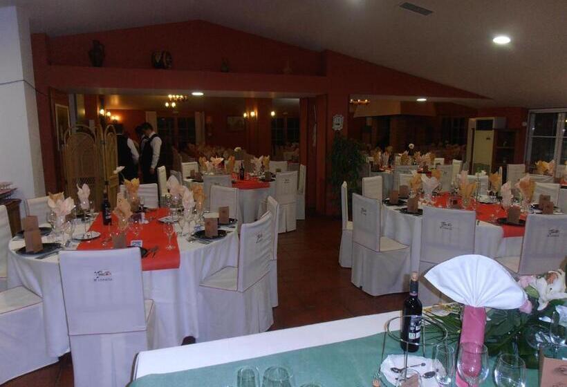 هتل L Ermita Casa Ripo