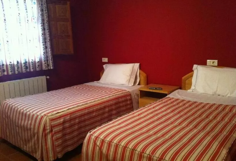 فندق L Ermita Casa Ripo