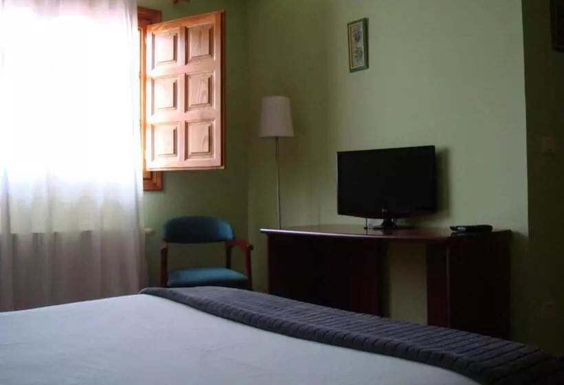 فندق L Ermita Casa Ripo