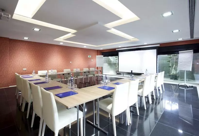 Отель Mim Sitges & Spa