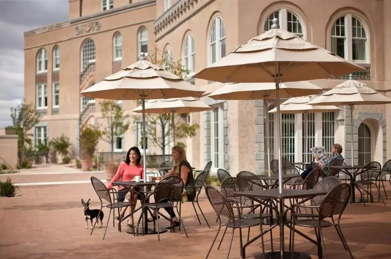 Szálloda Parq Central Albuquerque