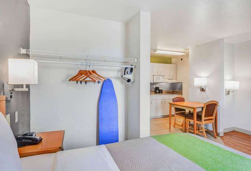 فندق Studio 6 Opelika, Al   Auburn Al