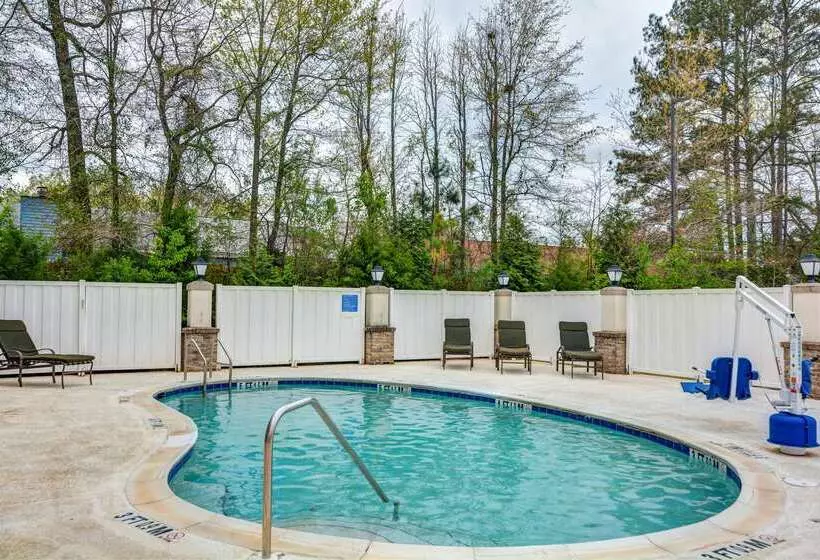 Hotelli Studio 6 Opelika, Al   Auburn Al