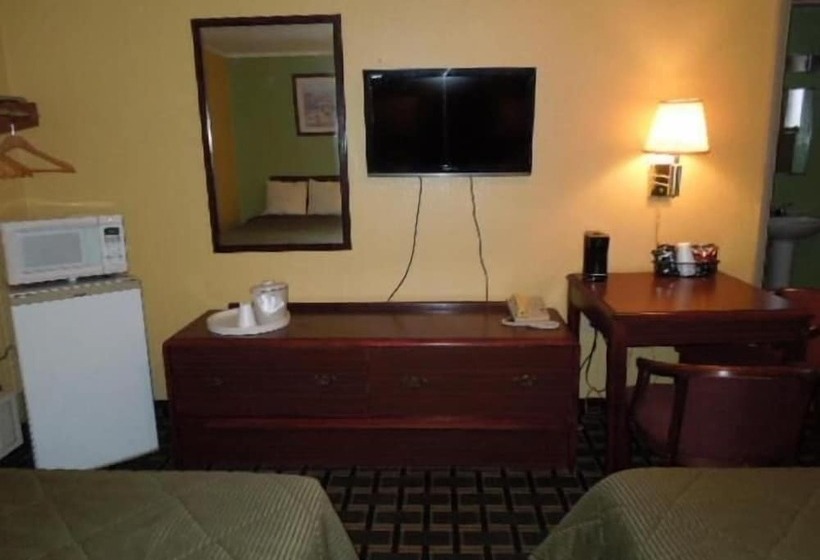 فندق على الطريق Boulevard Inn