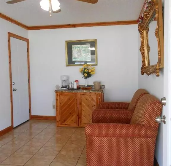 モーテル Budget Inn And Suites Siloam Springs