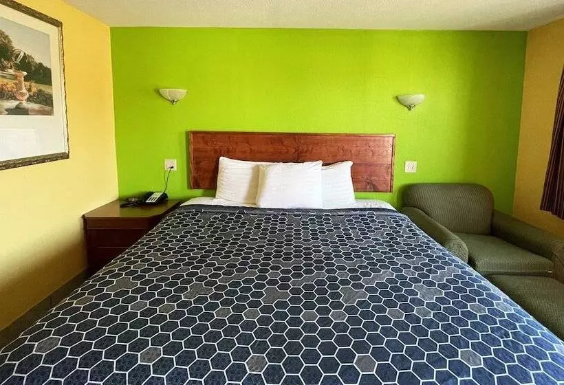 汽车旅馆  Royal Inn Linden