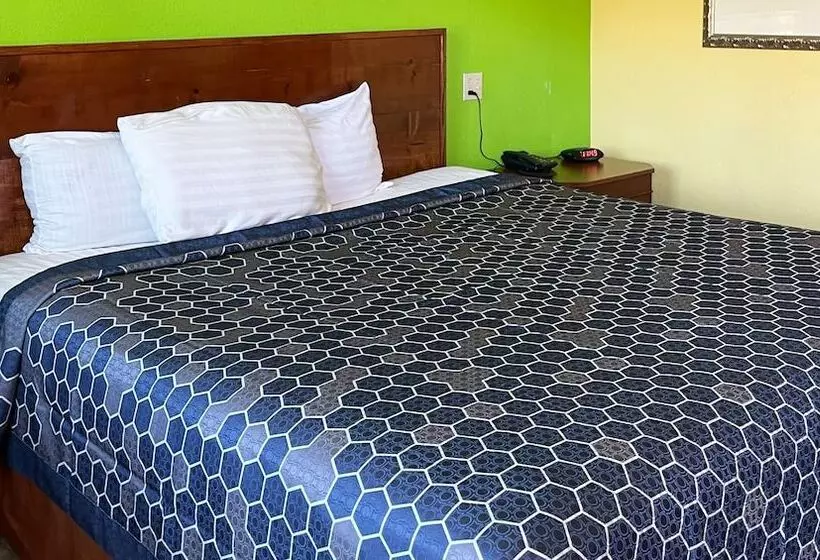 汽车旅馆  Royal Inn Linden