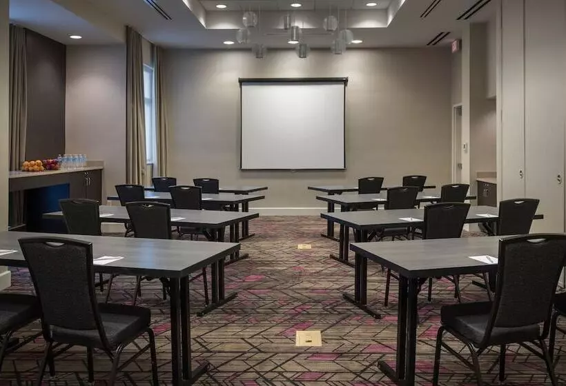 Residence Inn By Marriott Fairfax City