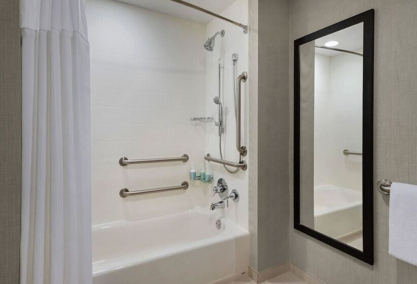 Residence Inn By Marriott Fairfax City