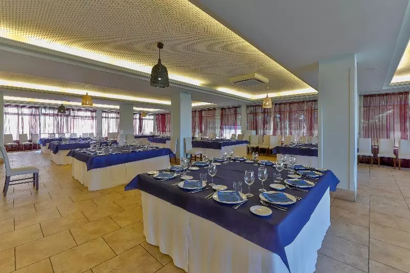 Santana Hotel Restaurante