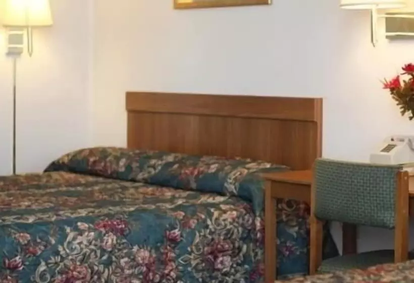 Travelier Motel Macon