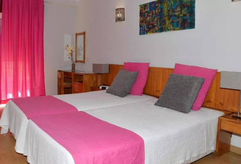 Apartamentos Turisticos Lindomar