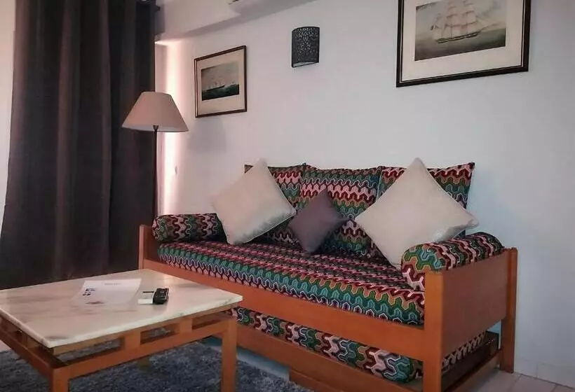 Apartamentos Turisticos Lindomar